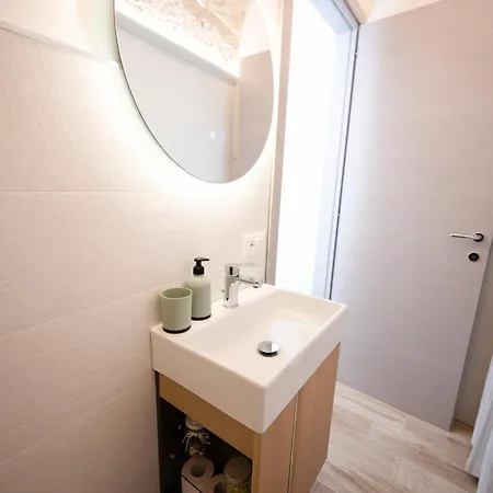 Apartment Chiarina *